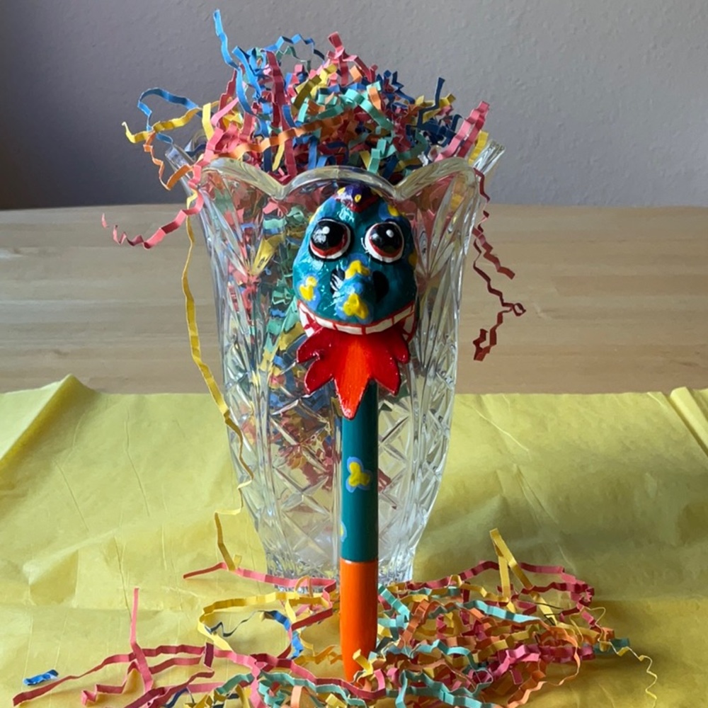 🥑 CONSUELA PAPER MACHE PENS & MARKERS 🥑NWT 🥑 - Picture 10 of 16